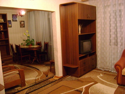 Отличная 3-комнатная квартира, Улица Воеводина, 95 корпус 3